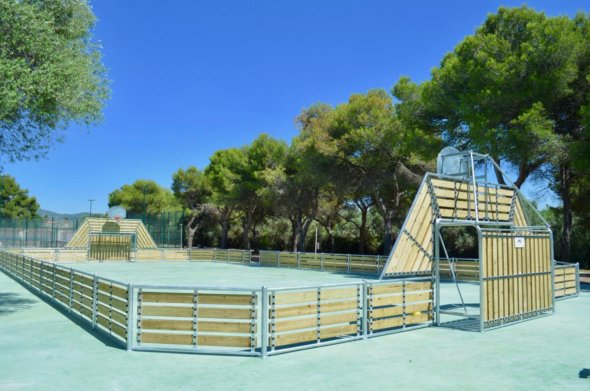 Holacamp Sitges Fun Hotel Kültér fotó
